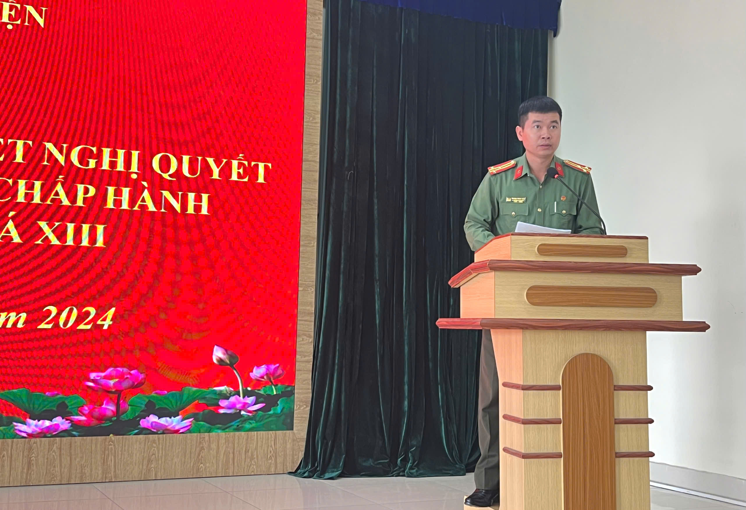 Đảng ủy Công an huyện An Dương Quán triệt, tuyên truyền Nghị quyết về việc thành lập Quận An Dương và các phường trực thuộc